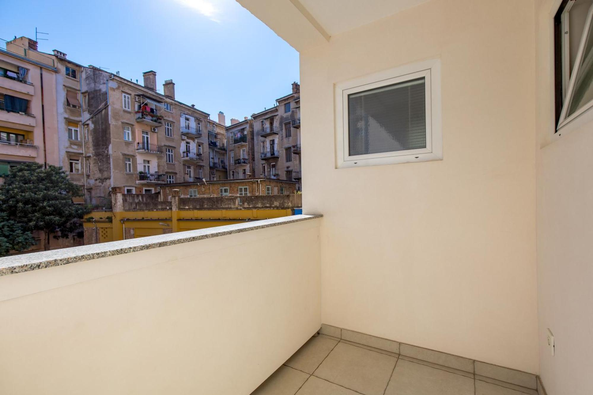 Apartment City Flower Rijeka Exterior photo
