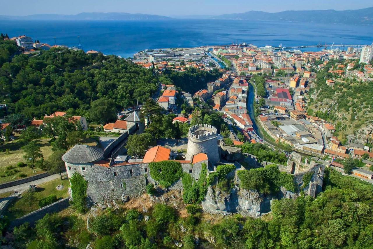 Apartment City Flower Rijeka Exterior photo